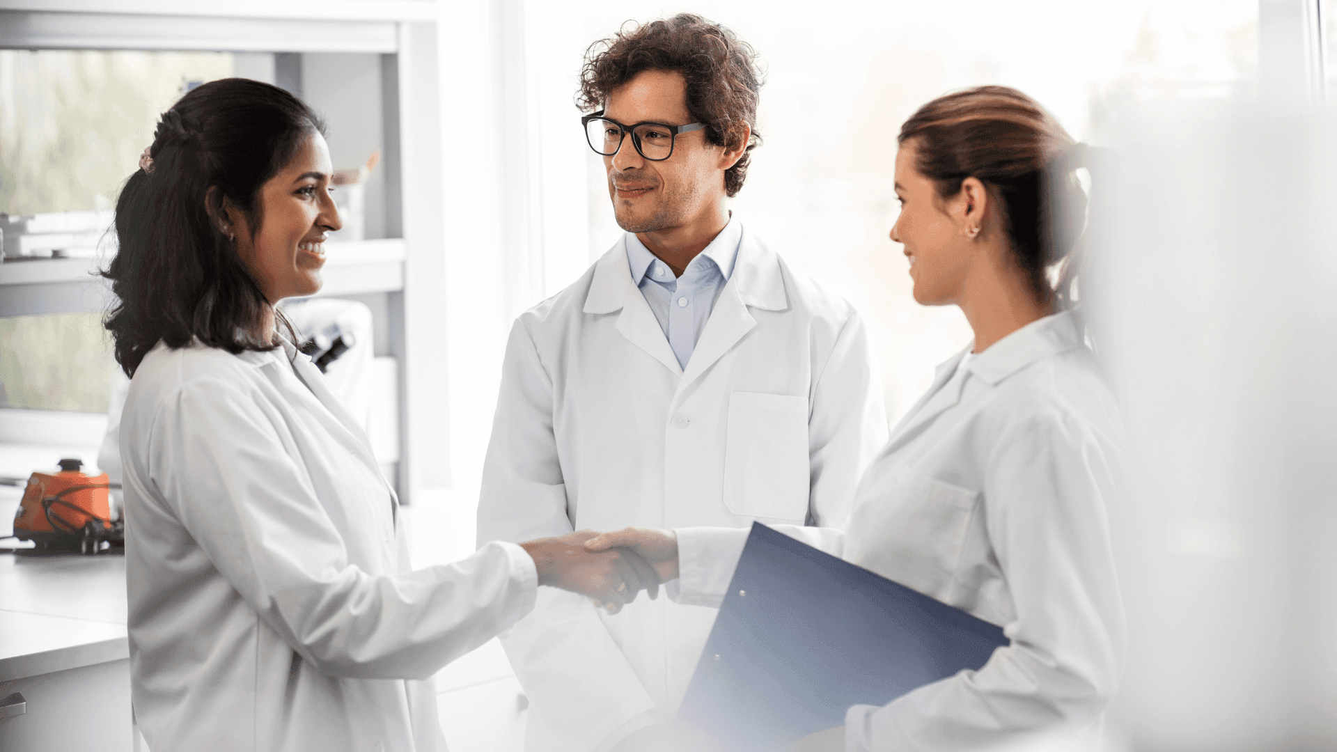 Responsible chemistry and sustainable development illustrated through eco-design, circular economy, and green chemistry concepts – Safic-Alcan