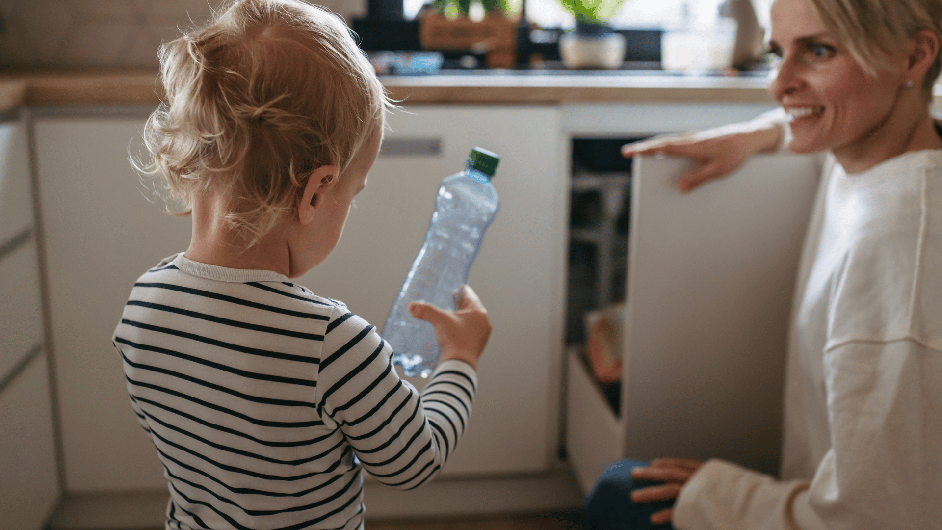 Sustainability in plastics illustrated through recycling loops and polymer compatibilizer concepts – Safic-Alcan