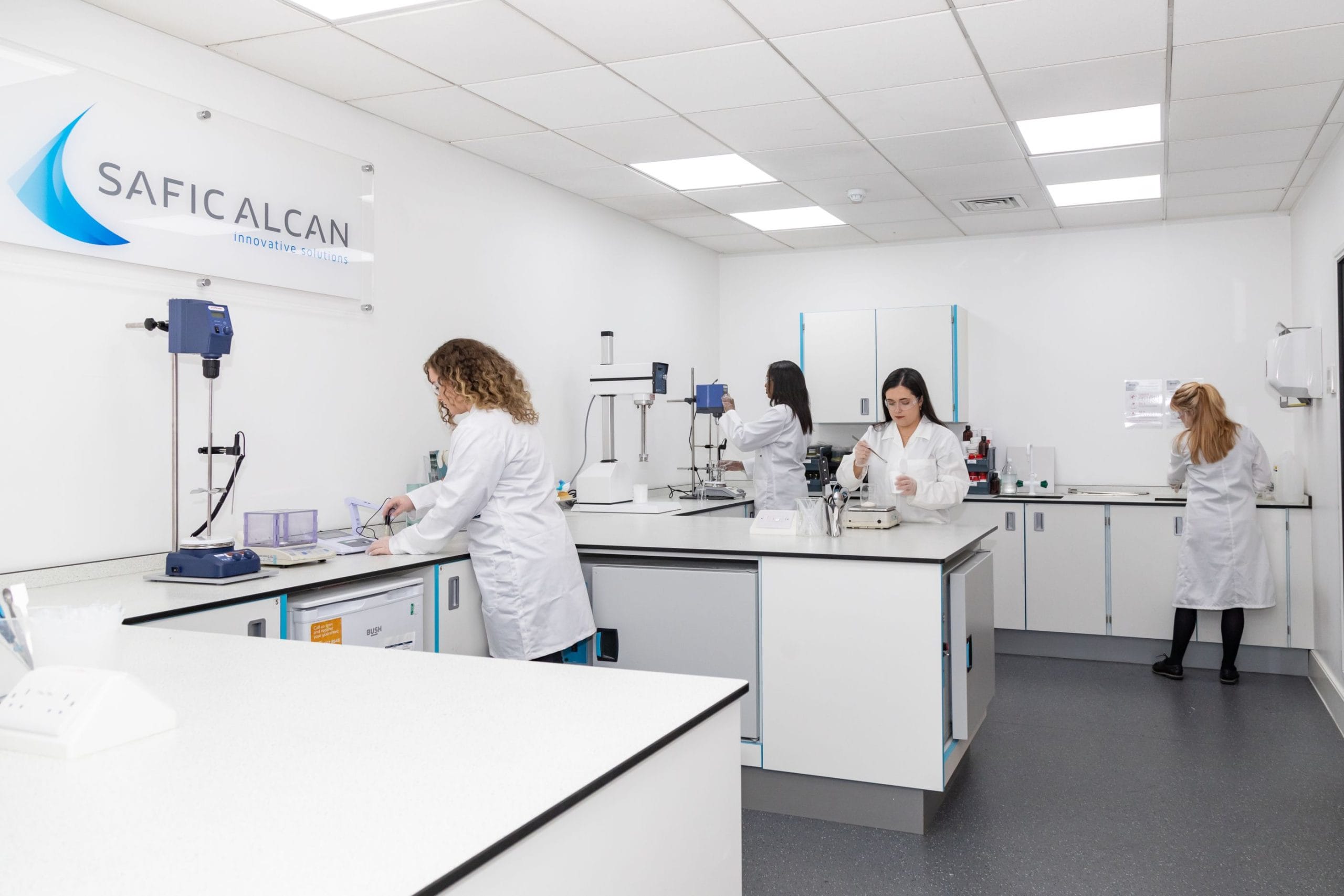 Laboratory in action.