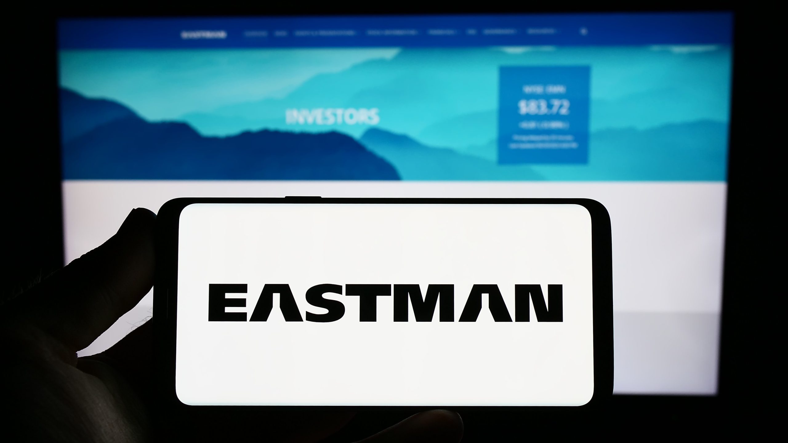 Safic-Alcan and Eastman announce expanded European distribution partnership for anhydrides